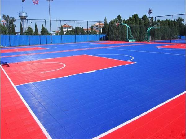 解析单层悬浮拼装地板和双层悬浮地板的的利与弊