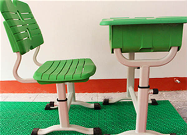 选购儿童书桌椅一定要注意这五个方面