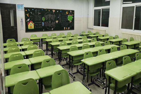  课桌椅应该如何挑选?