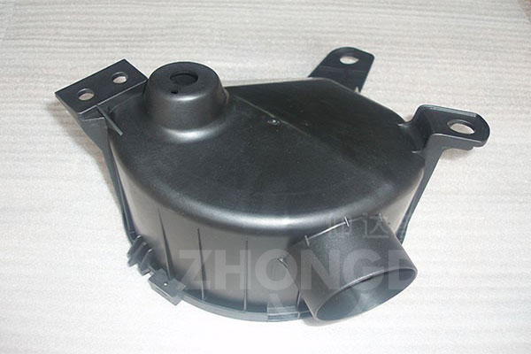 汽车外壳为什么用塑料加工？